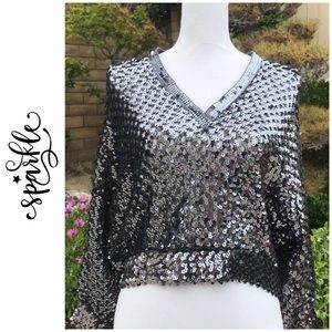 ✨NYE✨Sequined top!